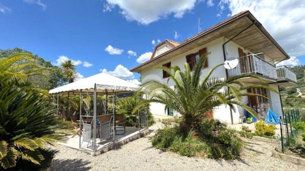 casa indipendente in vendita a Grottammare
