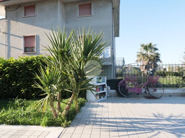 appartamento in vendita a Grottammare in zona Ischia