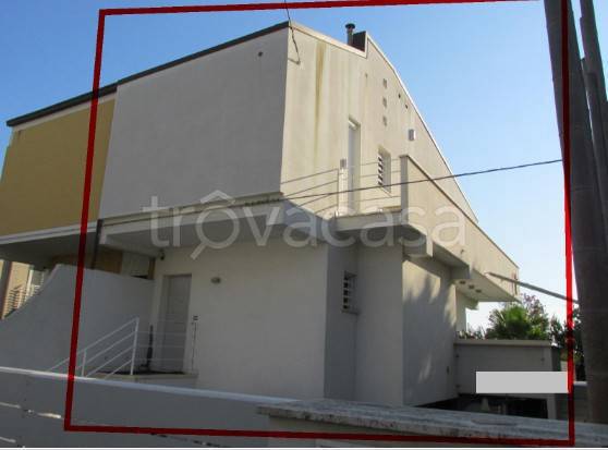 casa indipendente in vendita a Grottammare
