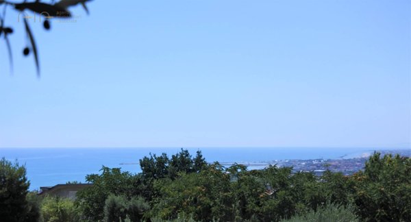 terreno edificabile in vendita a Grottammare