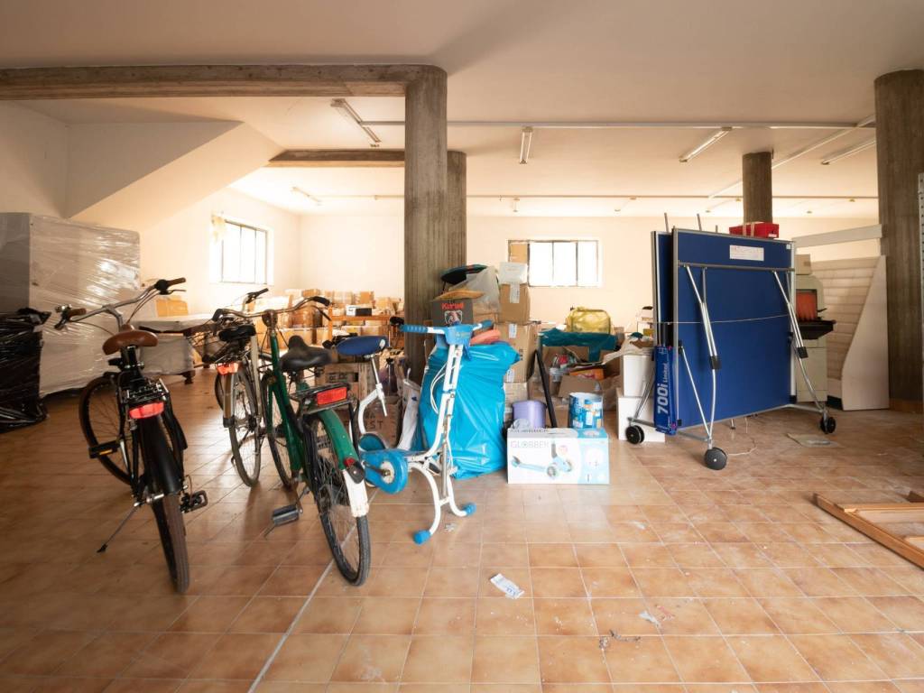 negozio in vendita a Grottammare
