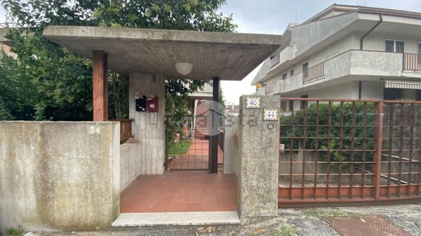 appartamento in vendita a Grottammare in zona Ischia