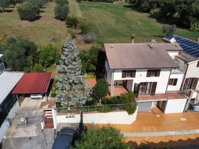 casa indipendente in vendita a Grottammare