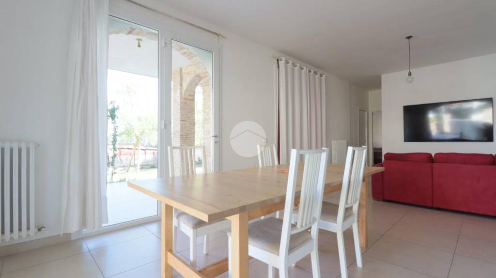 casa indipendente in vendita a Grottammare