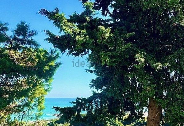 casa indipendente in vendita a Grottammare