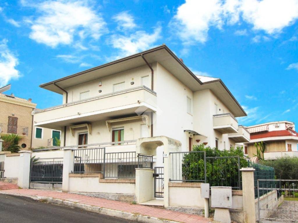 appartamento in vendita a Grottammare