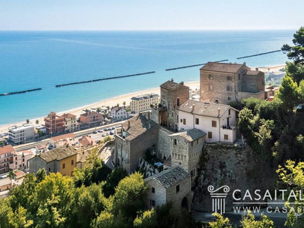casa indipendente in vendita a Grottammare
