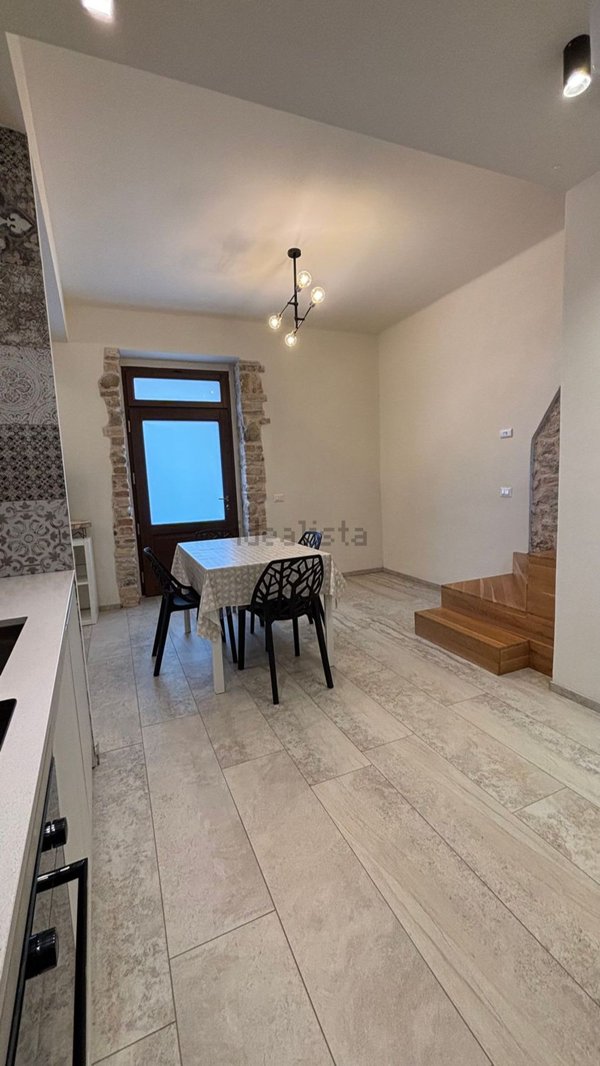 casa indipendente in vendita a Grottammare