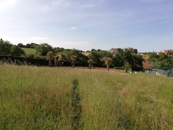 terreno edificabile in vendita a Grottammare