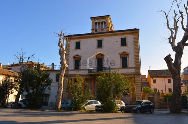 casa indipendente in vendita a Grottammare