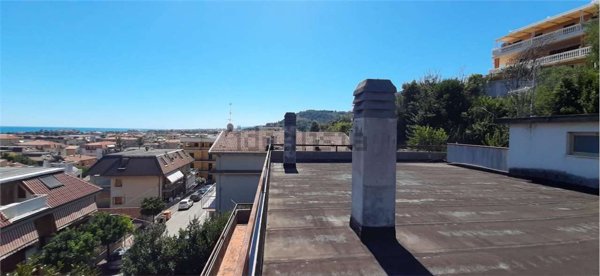 casa indipendente in vendita a Grottammare