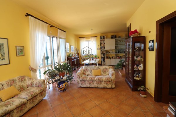 casa indipendente in vendita a Grottammare