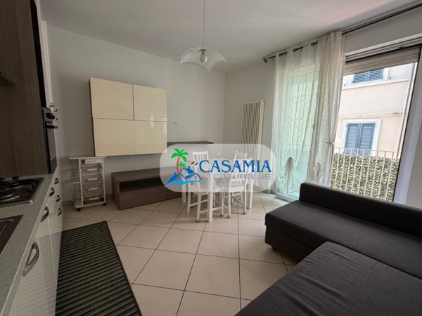 casa indipendente in vendita a Grottammare
