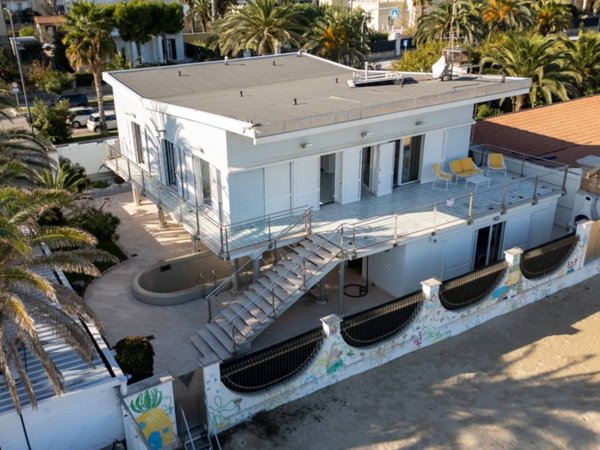 casa indipendente in vendita a Grottammare