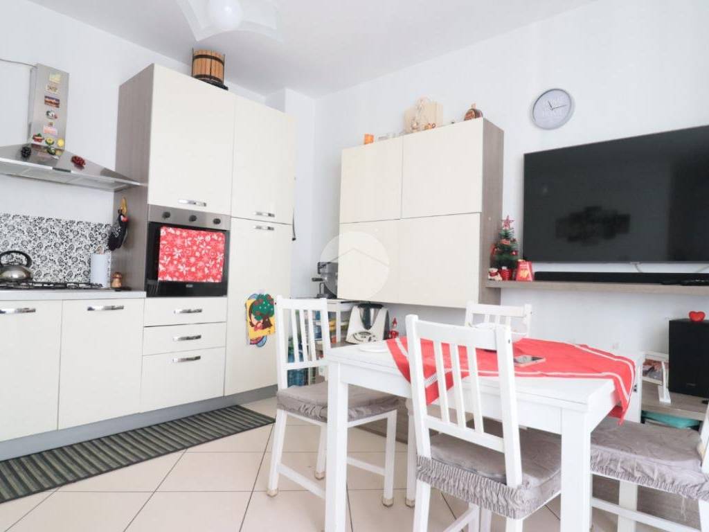 casa indipendente in vendita a Grottammare