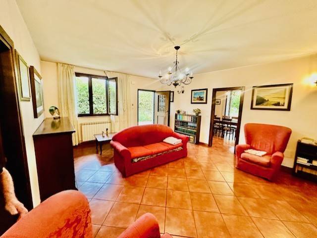 casa indipendente in vendita a Grottammare