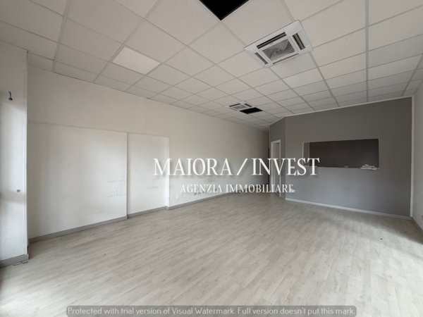 locale commerciale in vendita a Grottammare