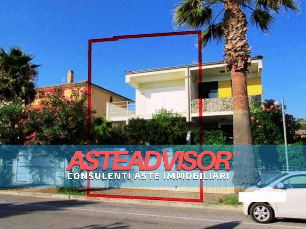 casa indipendente in vendita a Grottammare
