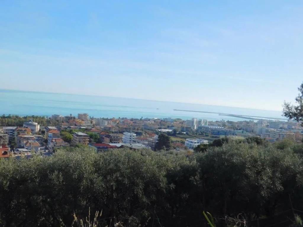 terreno agricolo in vendita a Grottammare