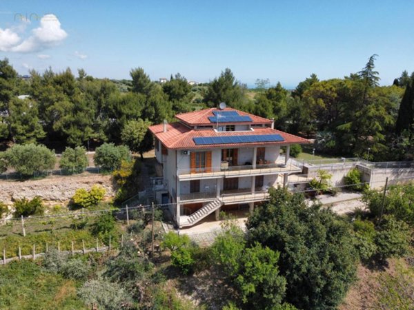 casa indipendente in vendita a Grottammare