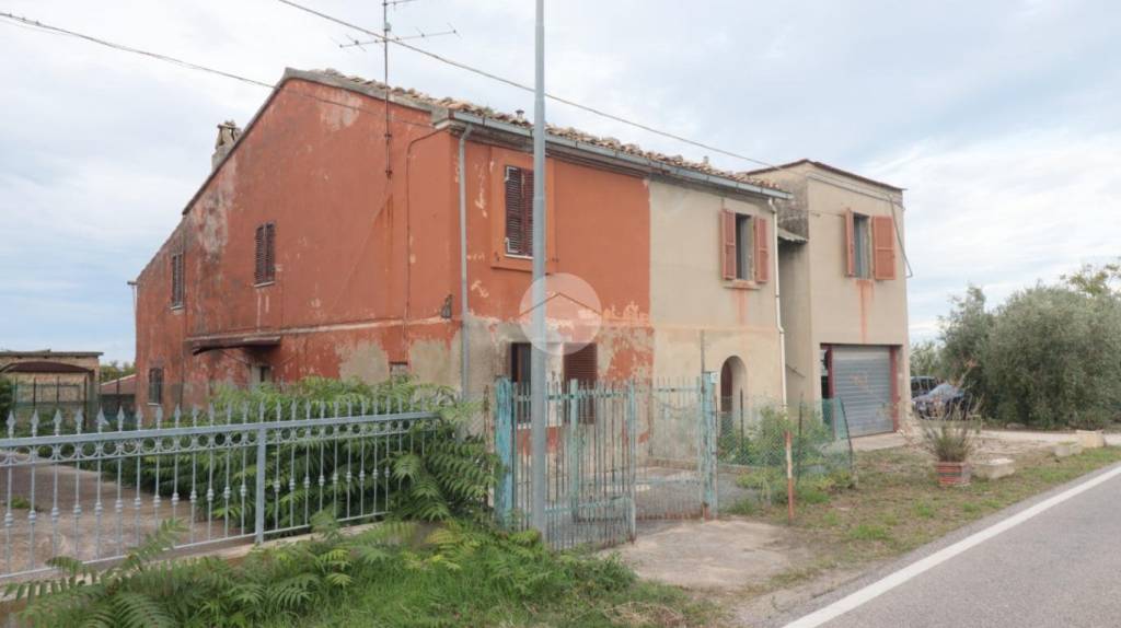 casa indipendente in vendita a Grottammare