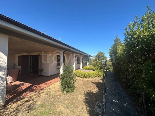 casa indipendente in vendita a Grottammare