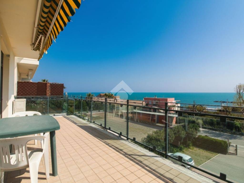 appartamento in vendita a Grottammare