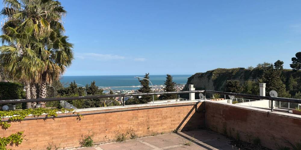 casa indipendente in vendita a Grottammare