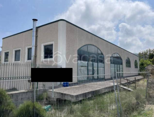 locale commerciale in vendita a Grottammare