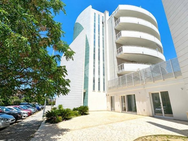appartamento in vendita a Grottammare in zona Ischia
