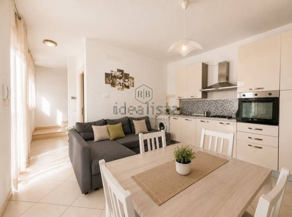 casa indipendente in vendita a Grottammare