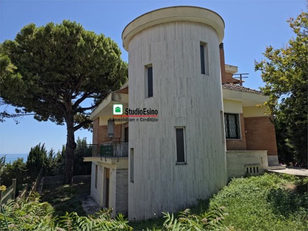casa indipendente in vendita a Grottammare