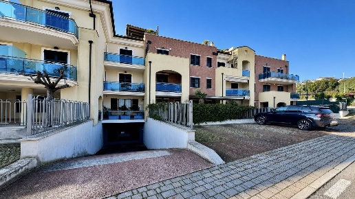 appartamento in vendita a Grottammare in zona Ischia