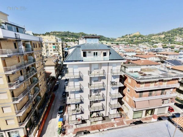 appartamento in vendita a Grottammare in zona Ischia
