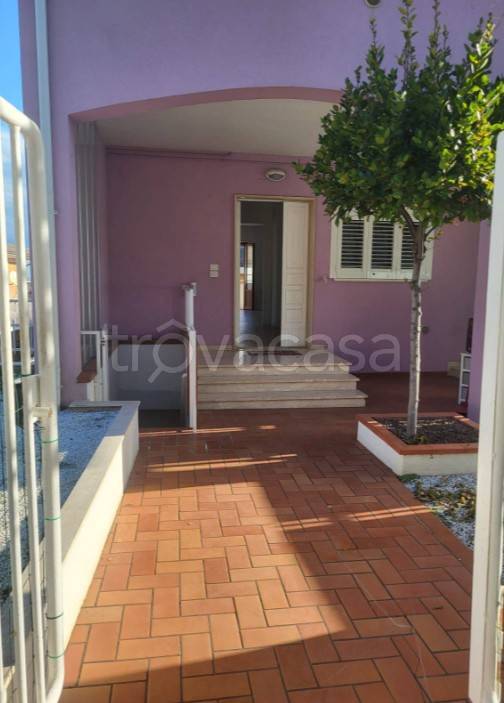 casa indipendente in vendita a Grottammare in zona Ischia