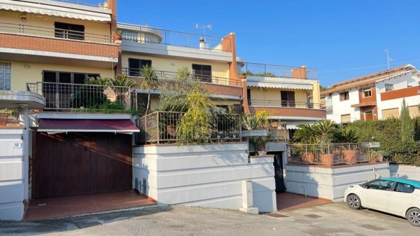 appartamento in vendita a Grottammare in zona Ischia