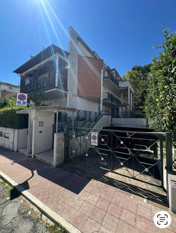 appartamento in vendita a Grottammare in zona Ischia