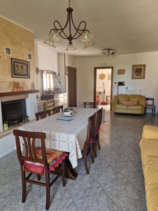 appartamento in vendita a Grottammare in zona Ischia
