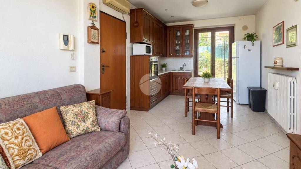 appartamento in vendita a Grottammare in zona Ischia