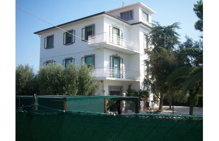 casa indipendente in vendita a Grottammare
