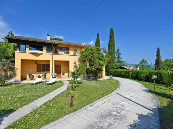 casa indipendente in vendita a Maltignano in zona Caselle