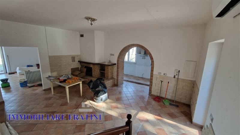 casa indipendente in vendita a Maltignano