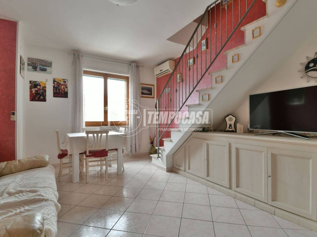 appartamento in vendita a Maltignano in zona Caselle