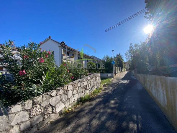 casa indipendente in vendita a Maltignano in zona Caselle