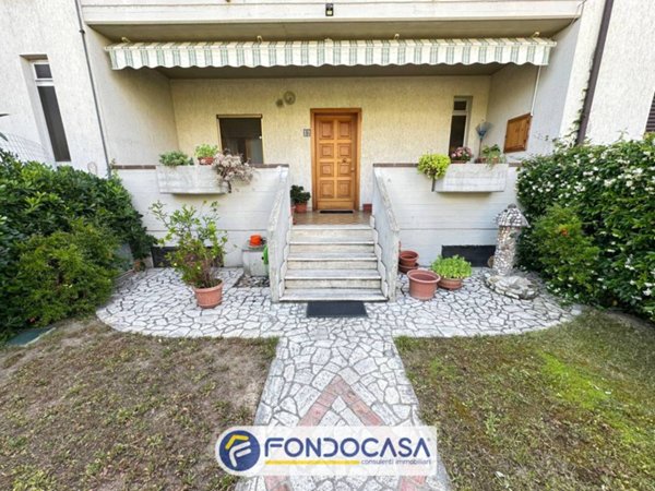 casa indipendente in vendita a Maltignano in zona Caselle