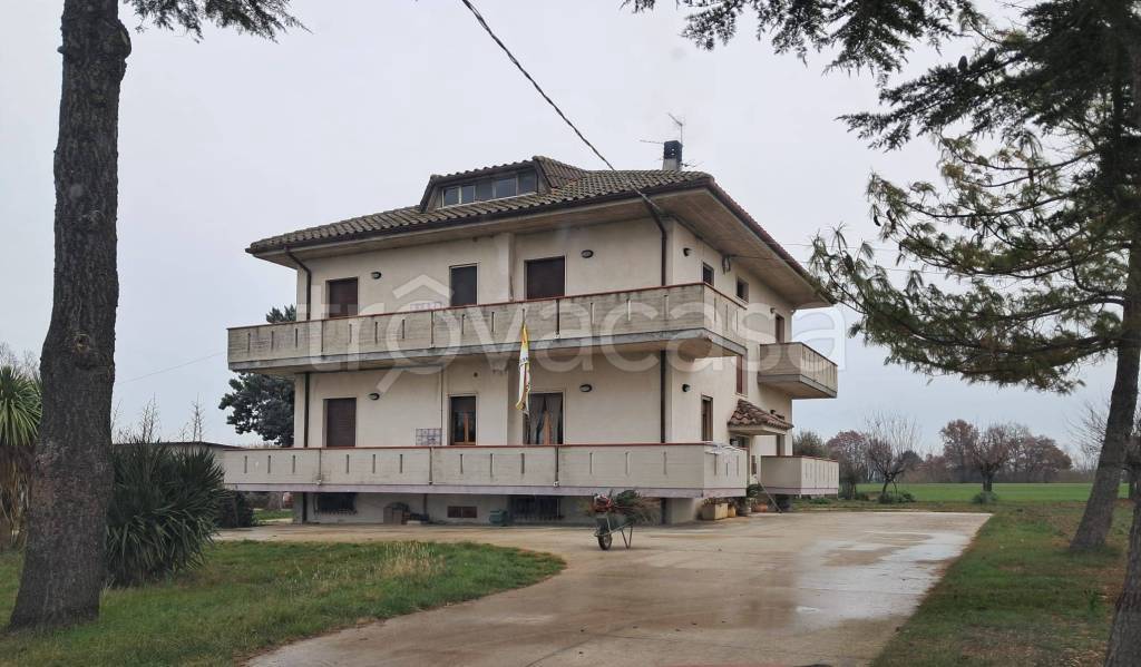 casa indipendente in vendita a Maltignano