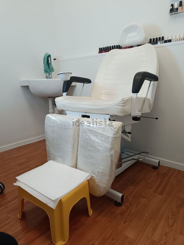 locale commerciale in vendita a Maltignano