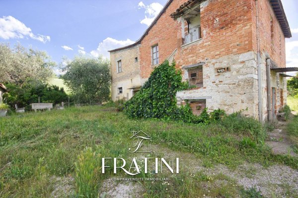 casale in vendita a Maltignano