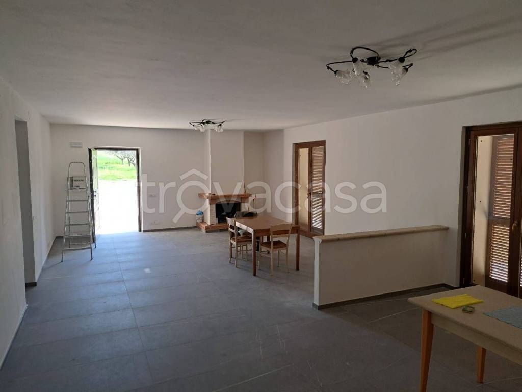 casa indipendente in vendita a Maltignano