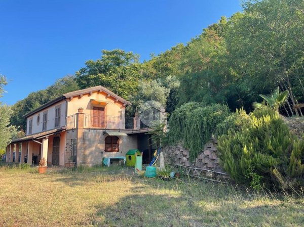 casa indipendente in vendita a Massignano